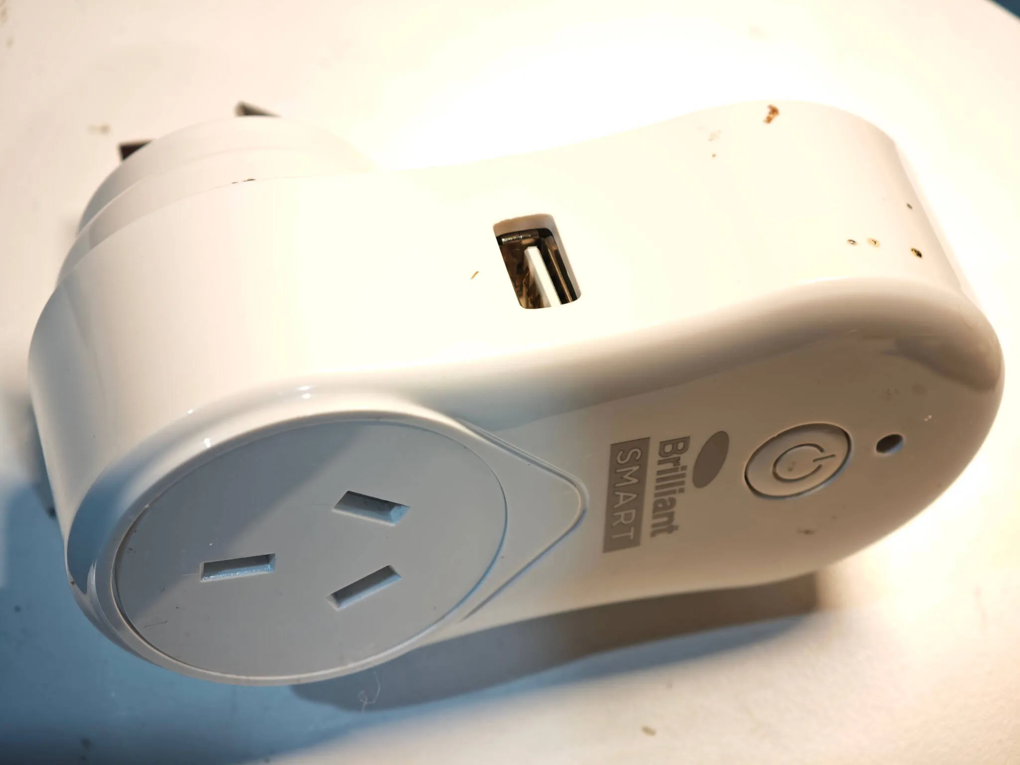 Device from front